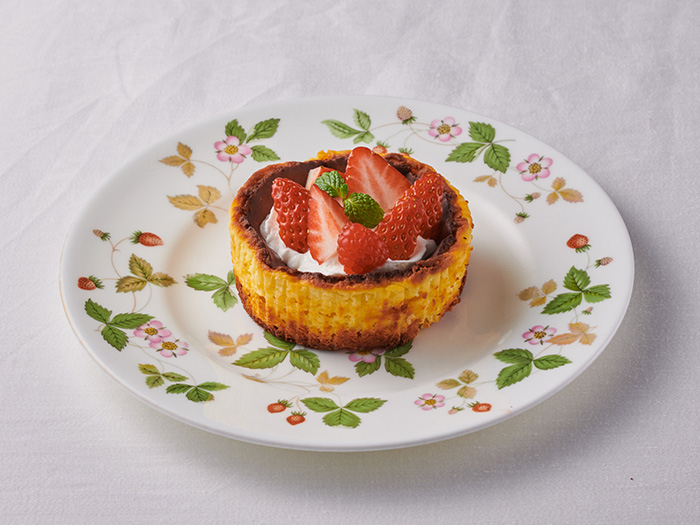 苺のバスクチーズケーキ